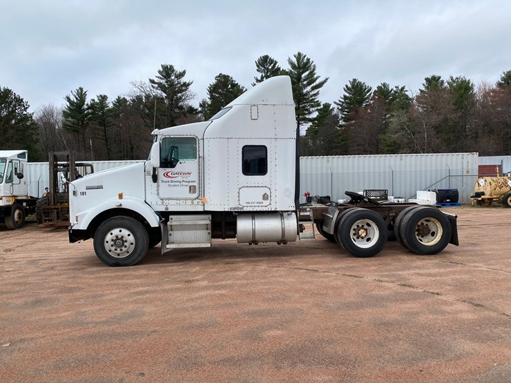 1998-kenworth-t800-image-9