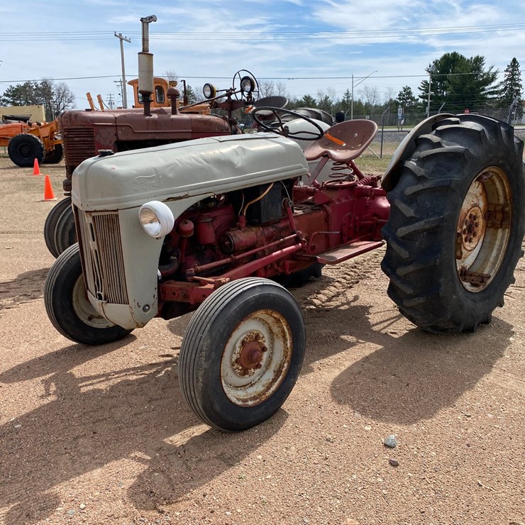 FORD TRACTOR