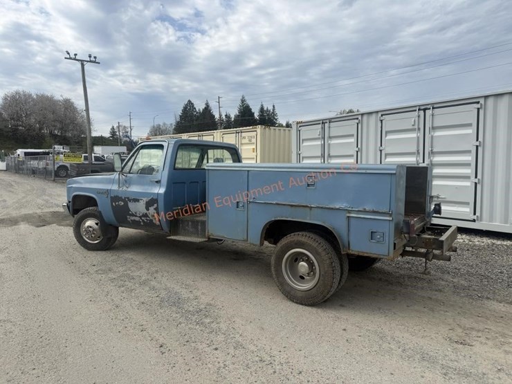 1986-chevrolet-30-image-5