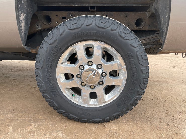 2013-chevrolet-silverado-2500hd-image-27