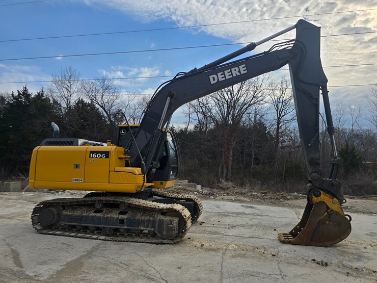 2013-deere-160g-lc-image-13