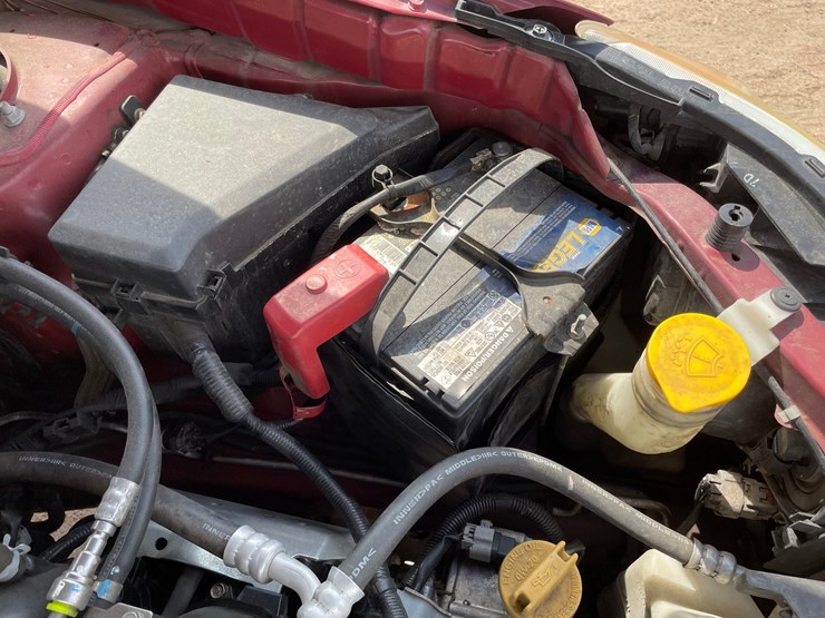 2011-subaru-forester-image-30