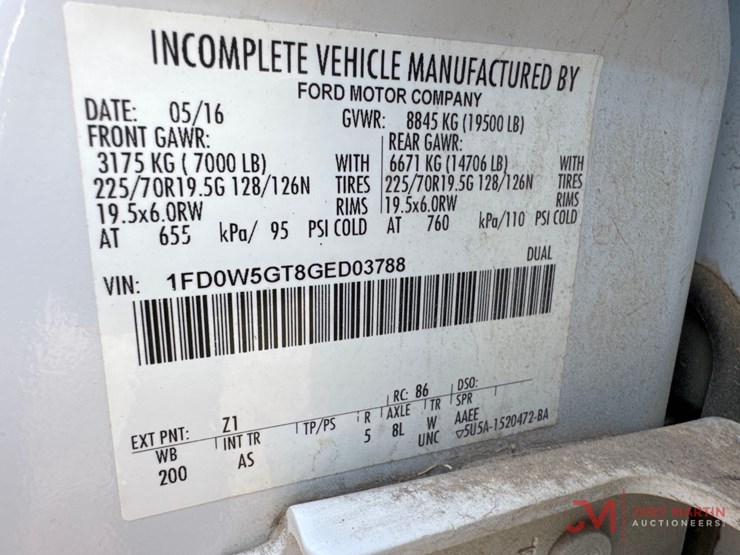 2016-ford-f550-xl-image-36