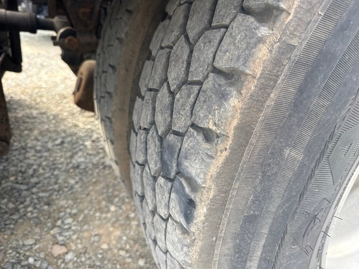 2007-mack-cl733-image-82