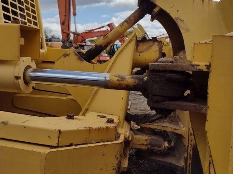 2012-komatsu-d21p-8e0-image-22