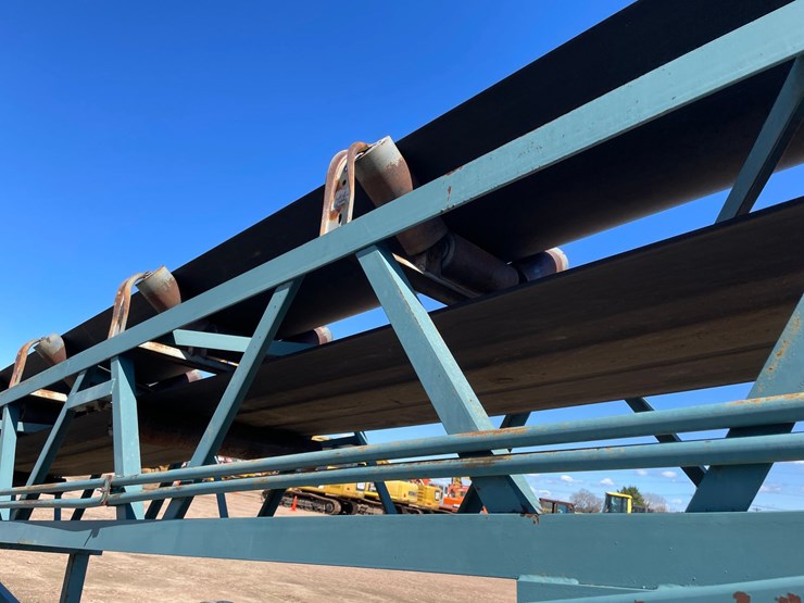 #1143-•-60'-towable-hydraulic-belt-conveyor-image-12