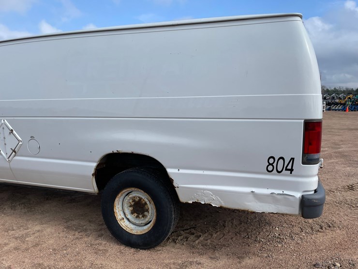 2006-ford-e350-image-8