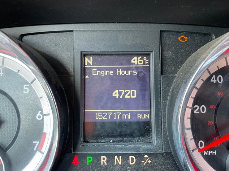 2017-dodge-grand-caravan-image-34