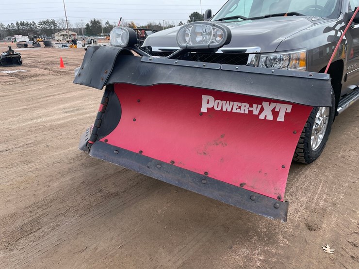 2013-chevrolet-silverado-2500hd-image-9