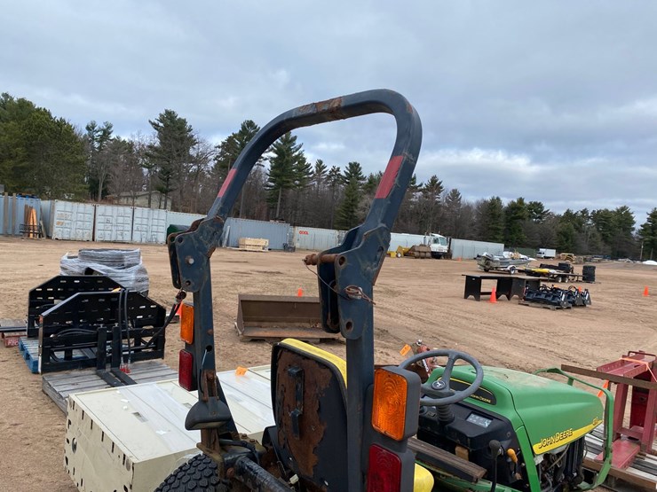 john-deere-4110-image-18