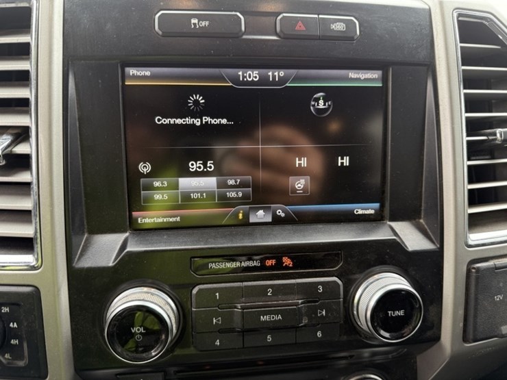 2015-ford-f150-image-43