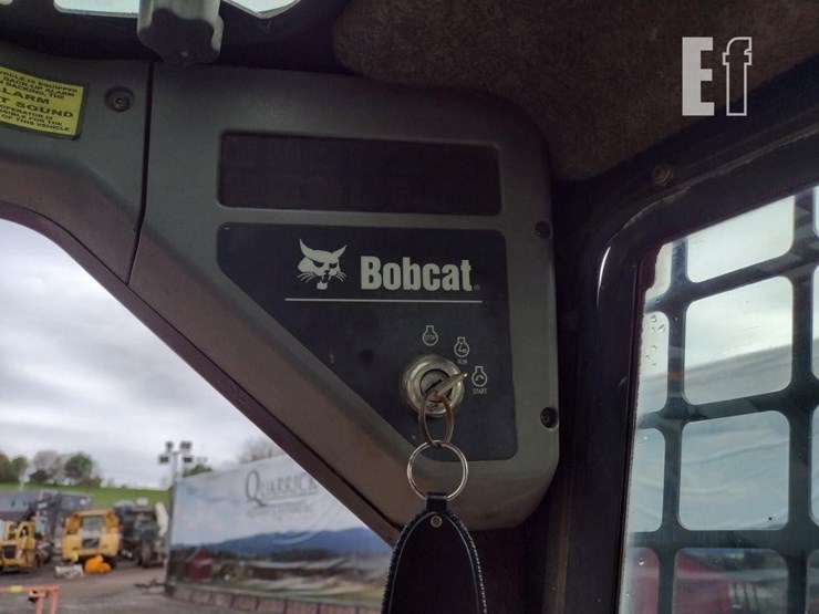 2002-bobcat-s250-image-9