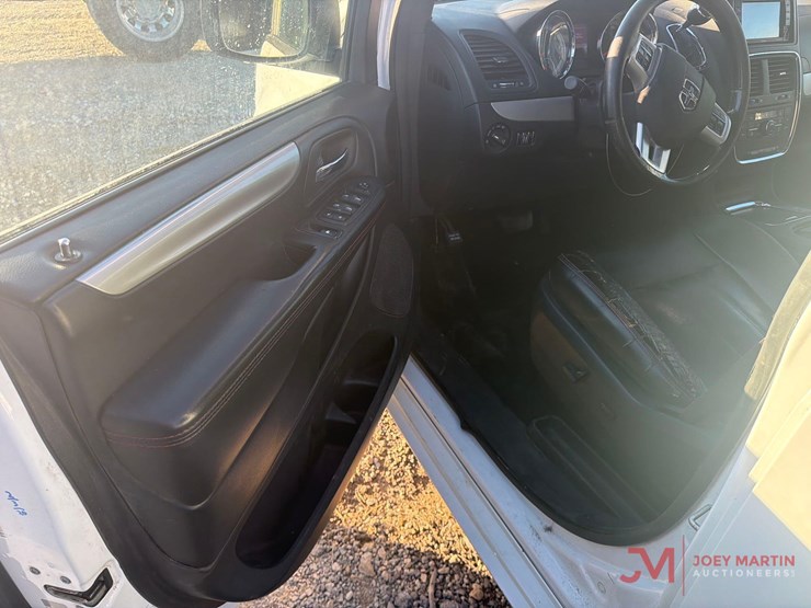 2019-dodge-grand-caravan-image-20