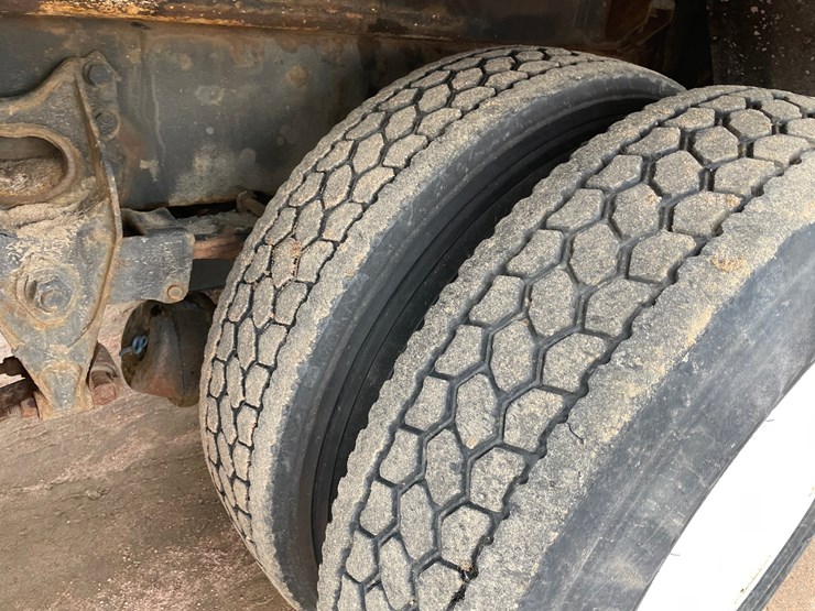 2012-international-durastar-4400-image-58