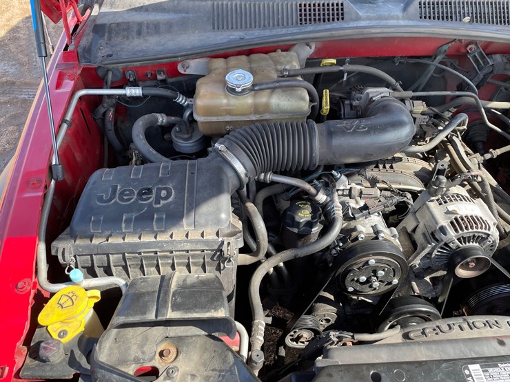 2005-jeep-liberty-image-37