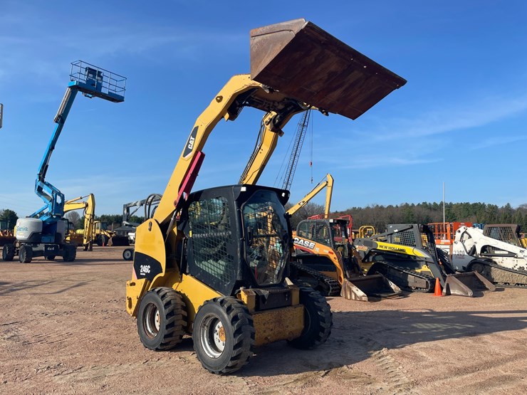 caterpillar-246c-image-32