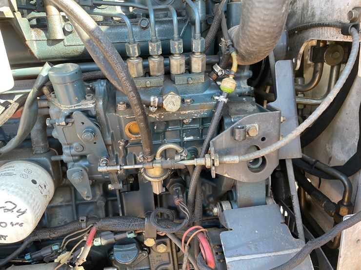 2005-bobcat-t300-image-28