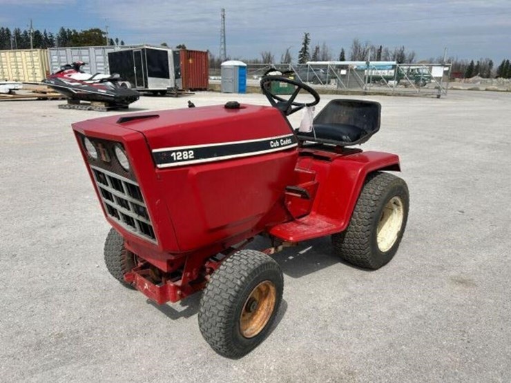 international-cub-image-1