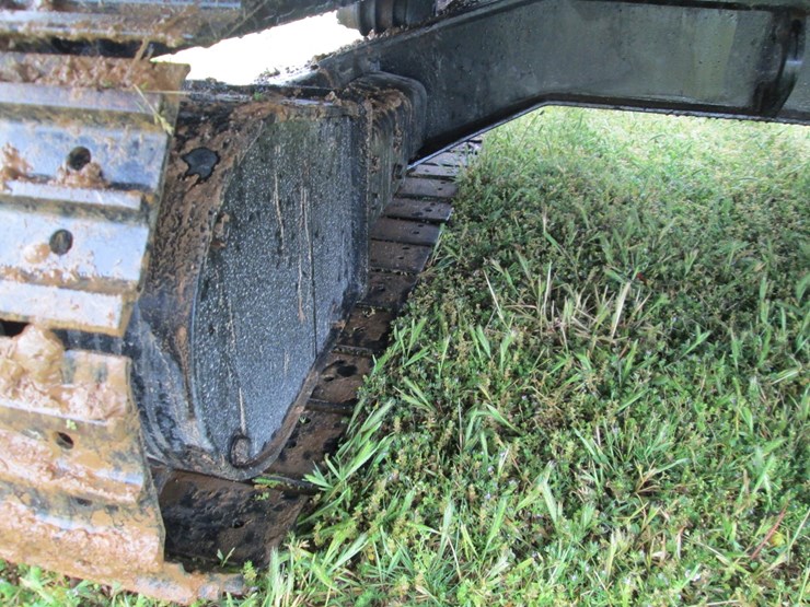 caterpillar-305.5-image-11