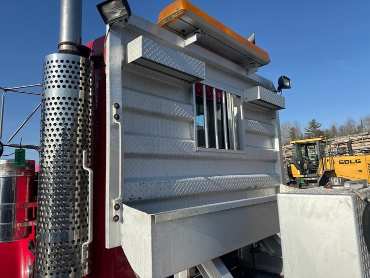 2006-kenworth-w900-image-17