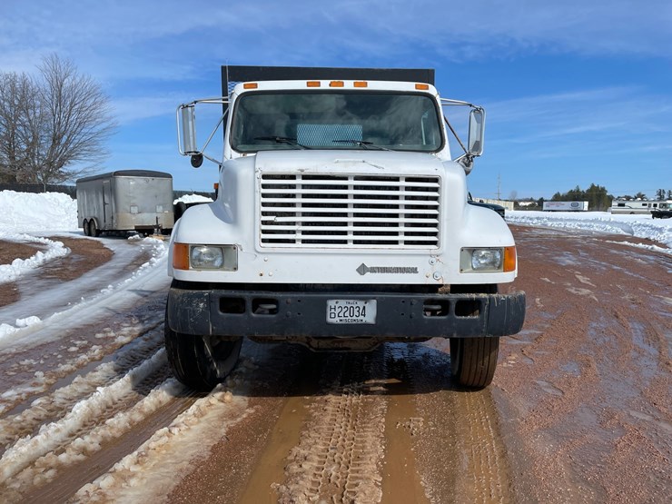 1990-international-4900-image-8