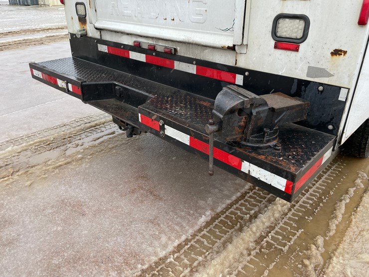 2008-dodge-ram-5500-image-17