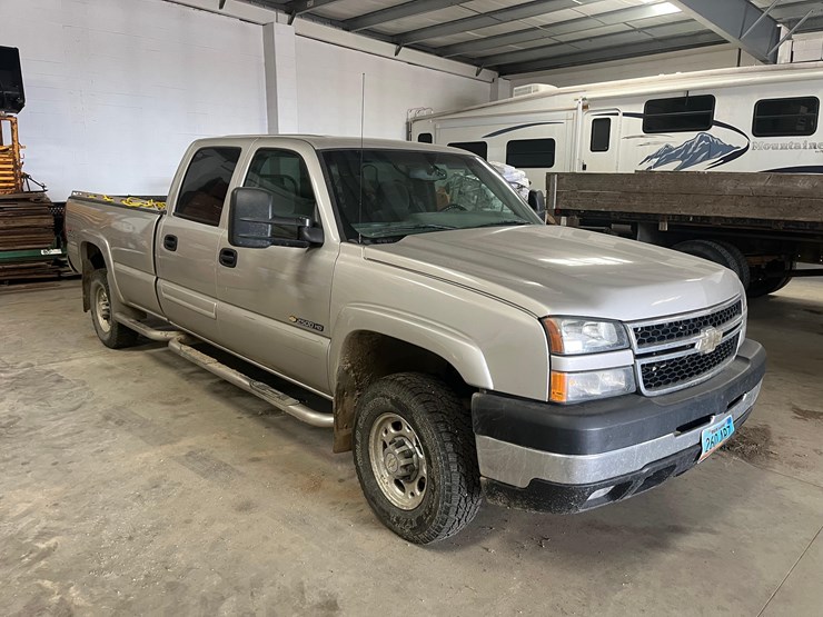 2007-chevrolet-pickup-image-3