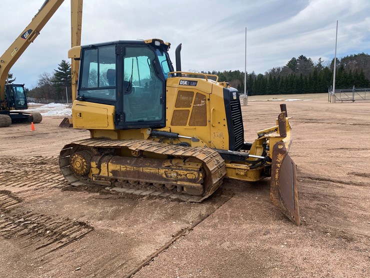 2016-caterpillar-d5k2-lgp-image-4