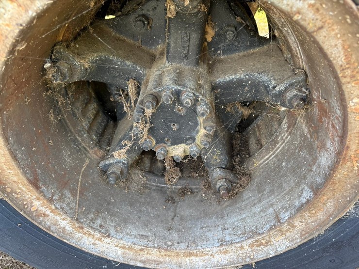 1982-ford-f700-image-6