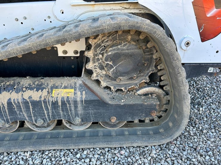 2023-bobcat-t770-image-19
