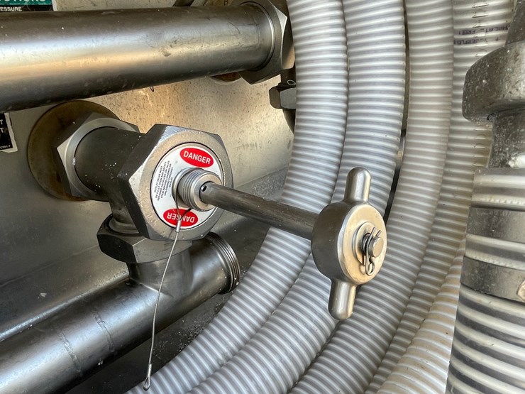 1994-walker-tanker-image-19