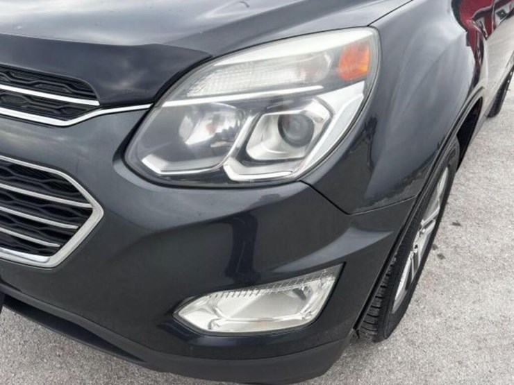 2017-chevrolet-equinox-image-66