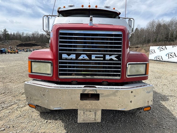 2007-mack-cl733-image-8