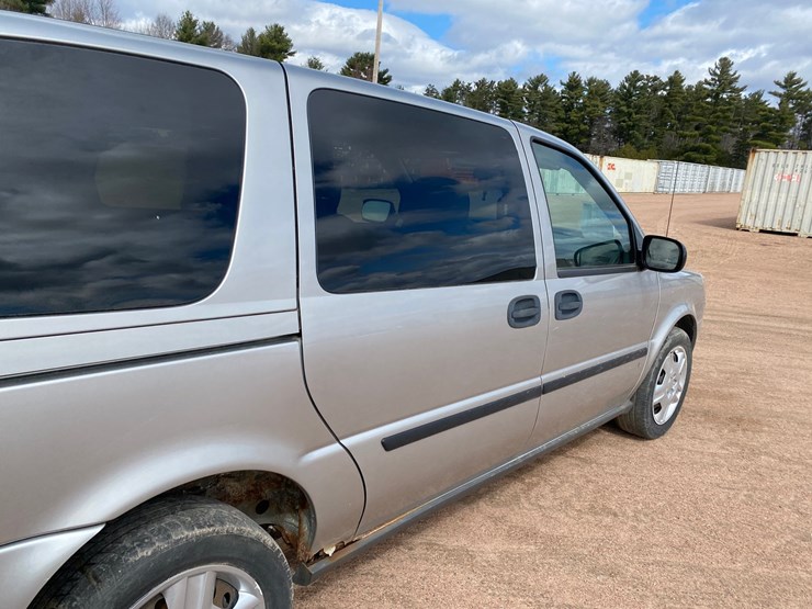 2008-chevrolet-uplander-image-24