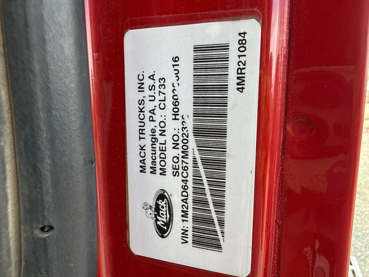2007-mack-cl733-image-91