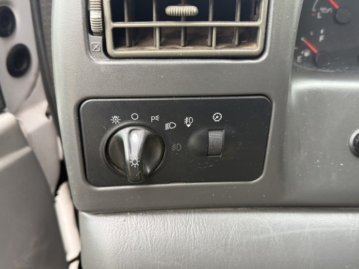 2003-ford-f250-image-35