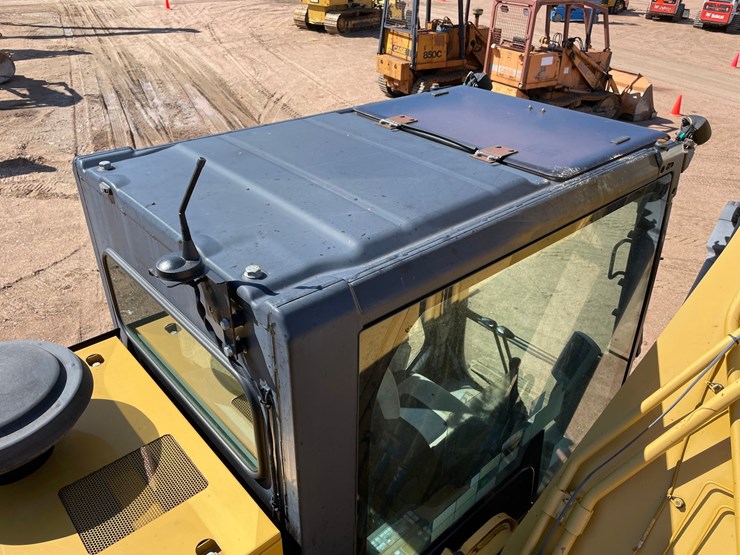 caterpillar-324e-image-73