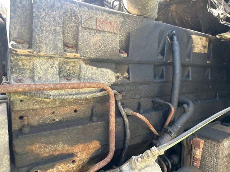 1997-cummins-m11-image-38