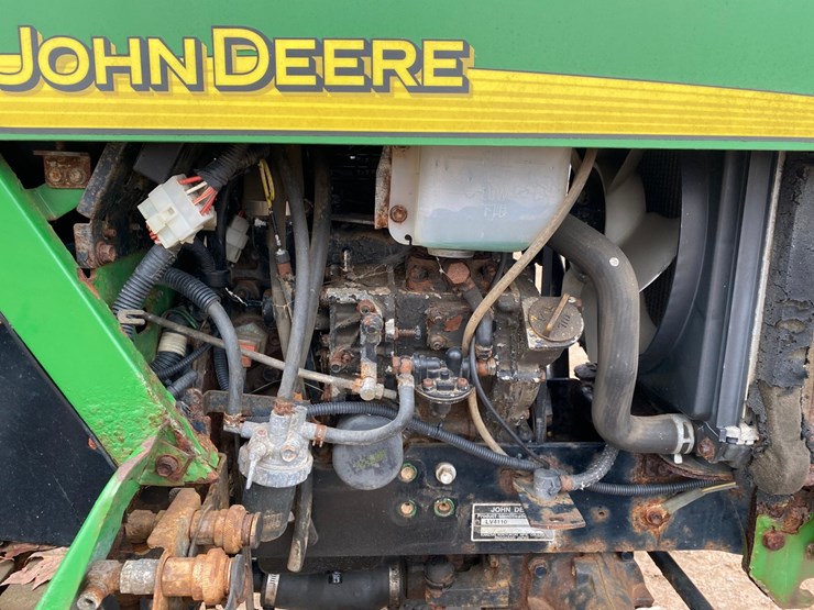 john-deere-4110-image-24