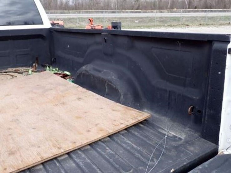 2018-ram-2500-hd-image-33