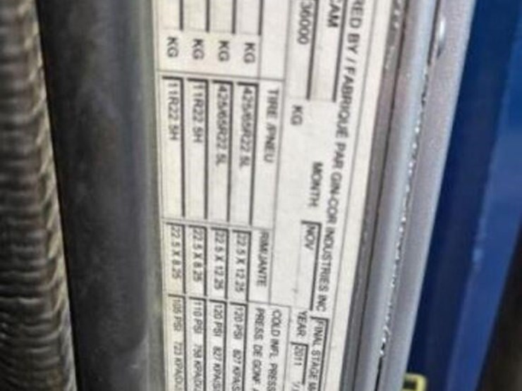 2012-caterpillar-ct660s-image-14