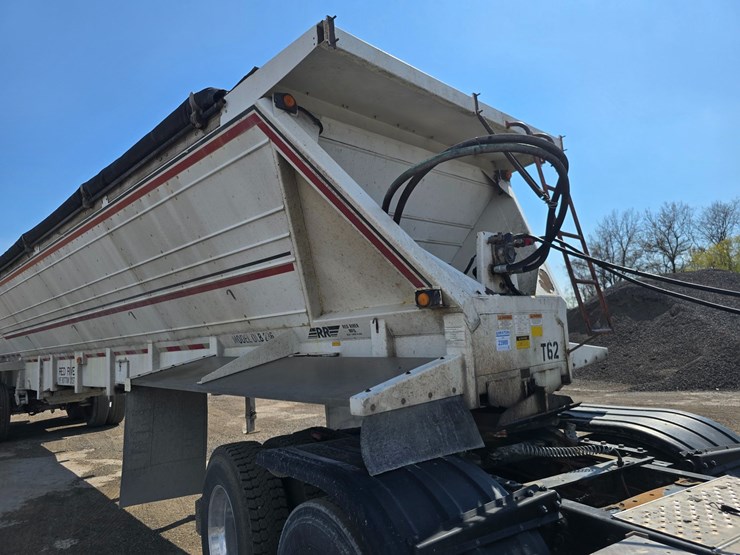 2000-red-river-live-bottom-image-35