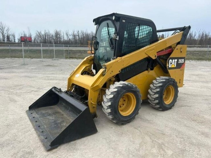 2014-caterpillar-262d-image-1