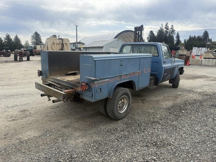 1986-chevrolet-30-image-8