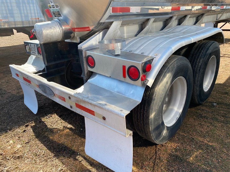 1993-walker-tanker-image-12