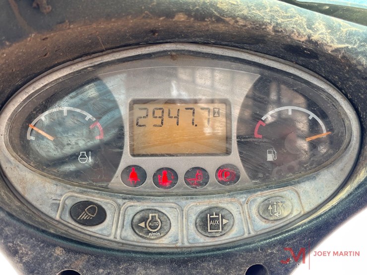 2020-bobcat-t590-image-15