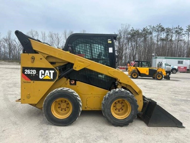 2014-caterpillar-262d-image-5