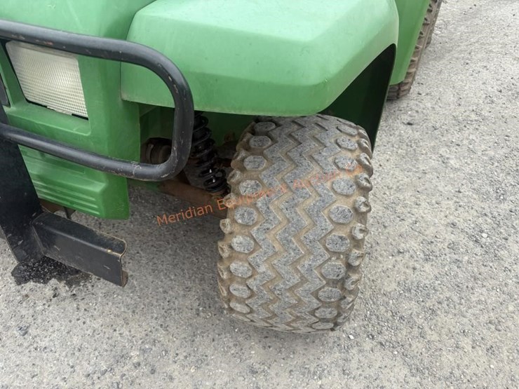 john-deere-gator-image-11