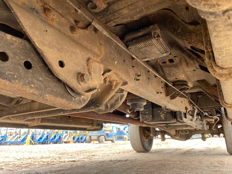 2013-ford-f350-image-32