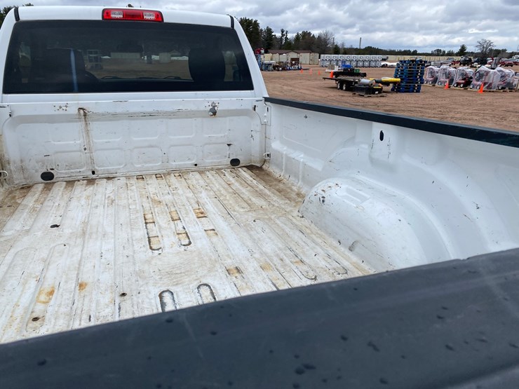 2017-dodge-ram-2500-image-28